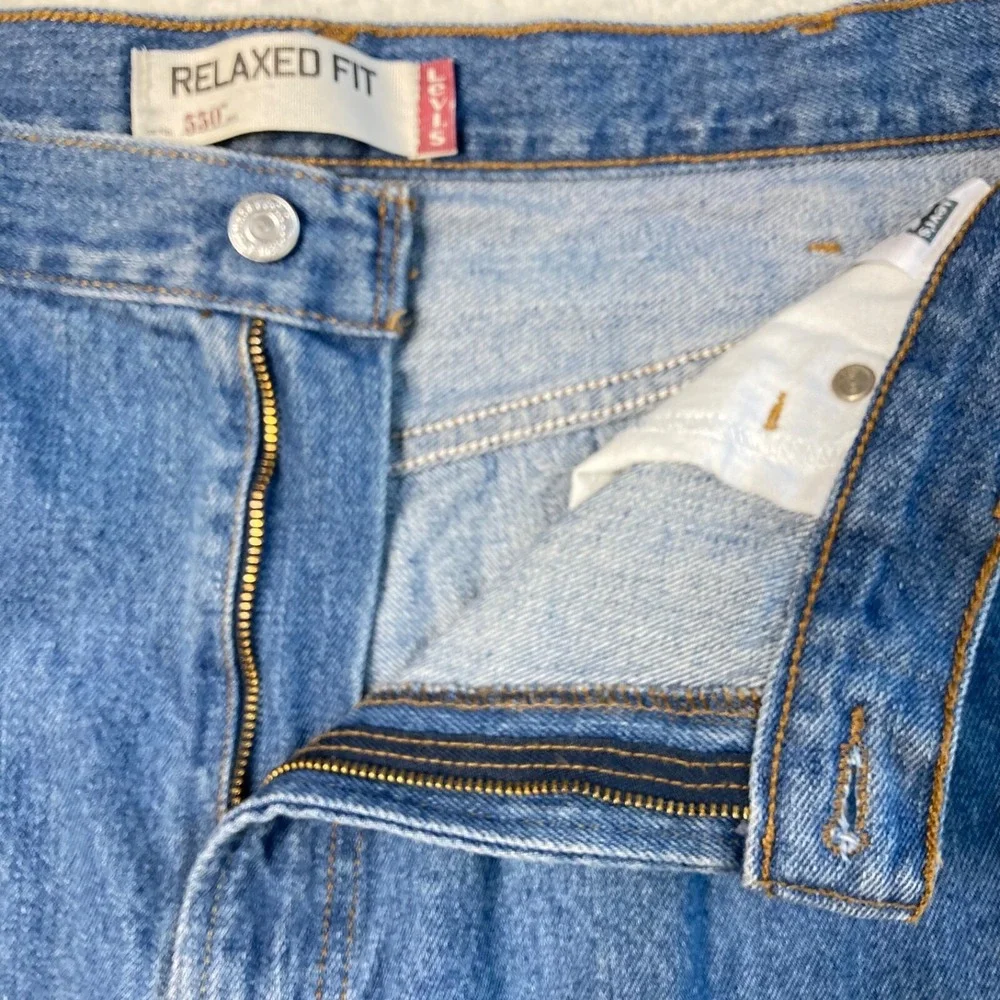 Levis 550 Relaxed Fit Straight Leg Pure Cotton Denim Jeans Mens 42x30 Red Tab